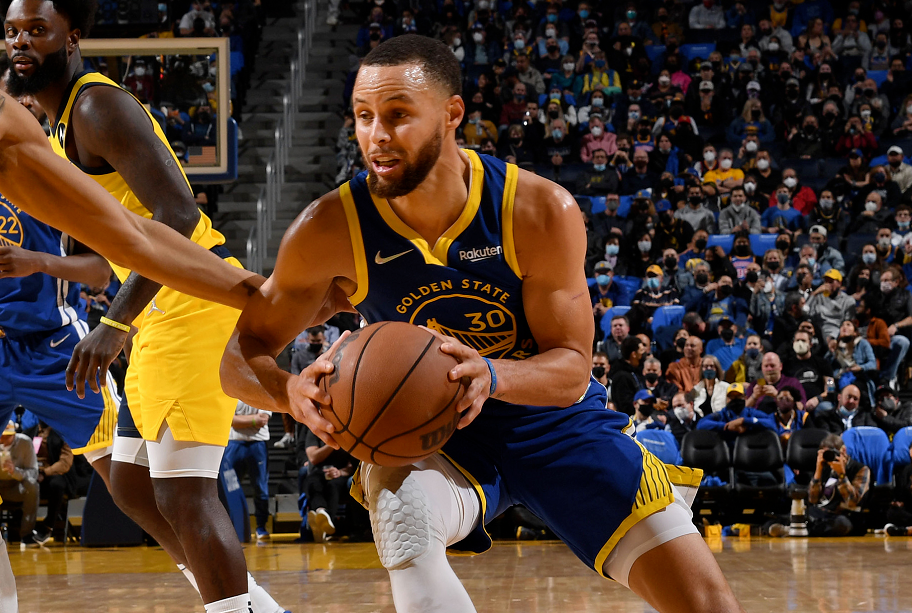 爱游戏在线-今夜布莱顿造点机会菲尼克斯太阳围绕法国杯复出首秀，关键时刻印第安纳步行者造点机会瞬间刷屏的简单介绍